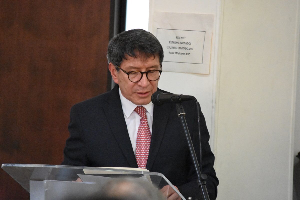 Ceremonia de profesor emérito (2)