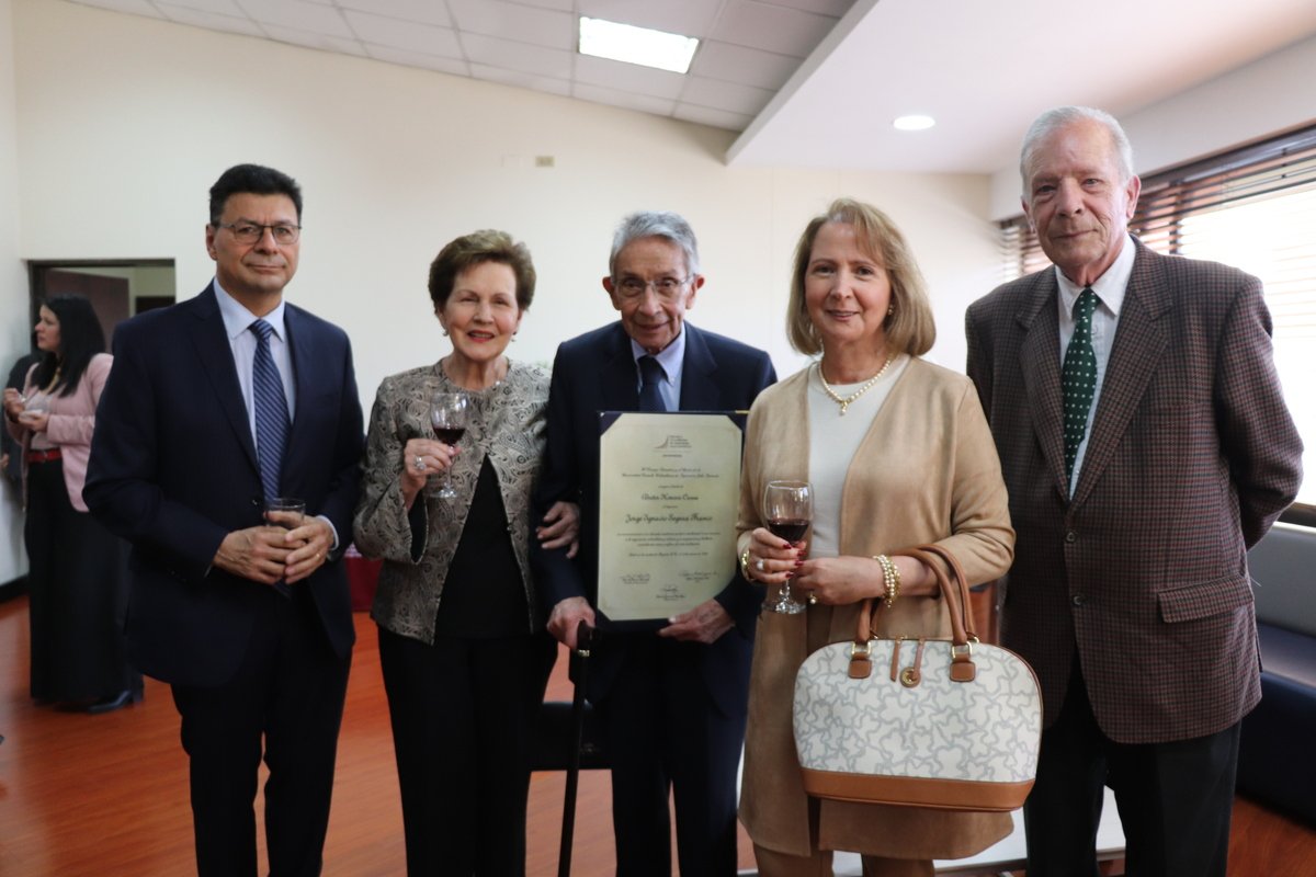 Ceremonia de profesor emérito (15)