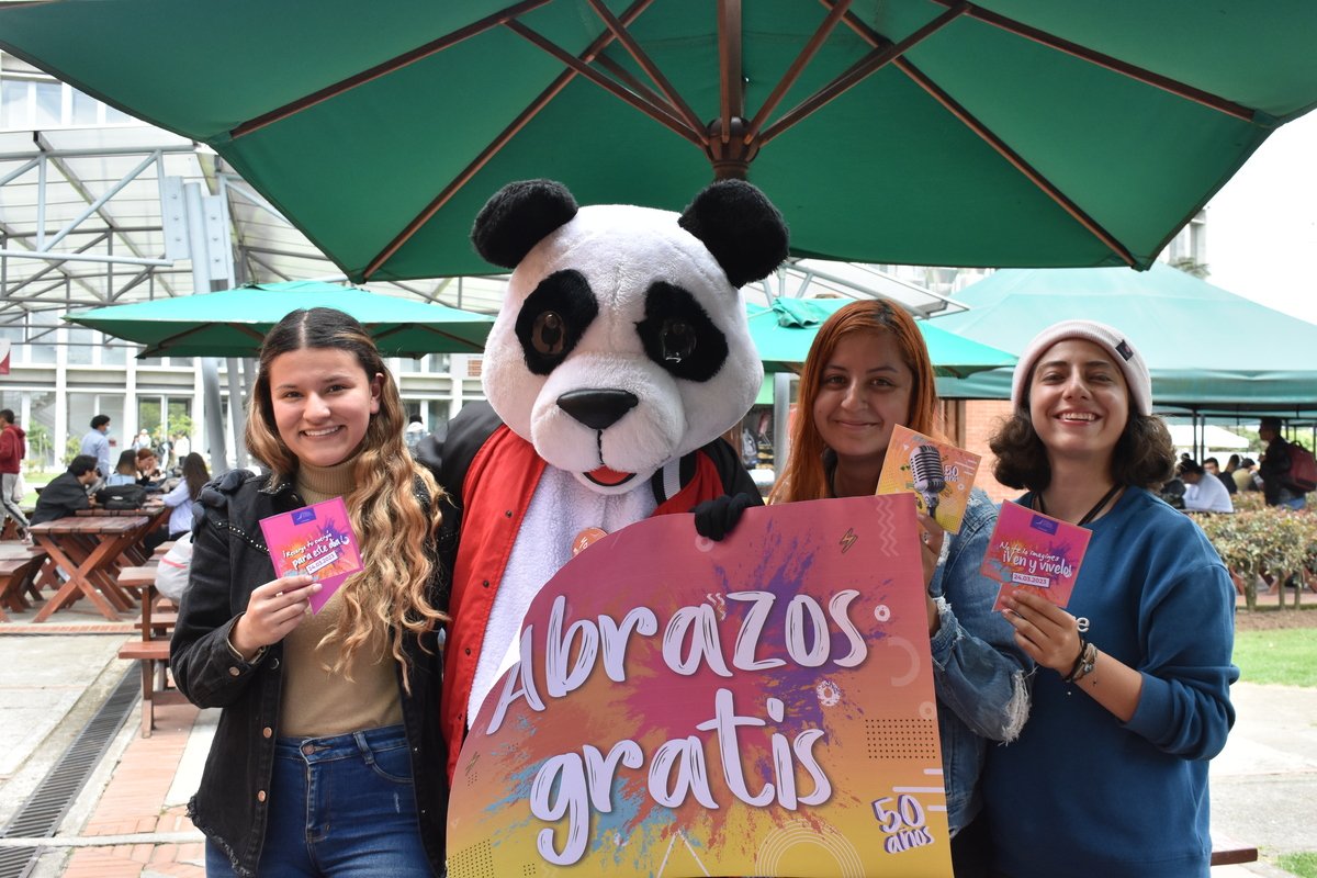 Abrazos gratis EciFest 5