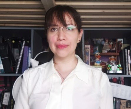 Verónica Esther Arriola Ríos