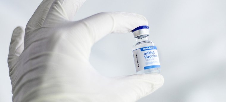 vaccine-6165772_1920.jpg